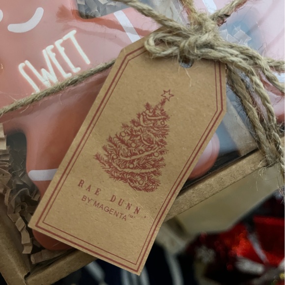 🆕 Rae Dunn by Magenta Gingerbread ceramic ornaments set of 2 - NIB - Picture 4 of 5